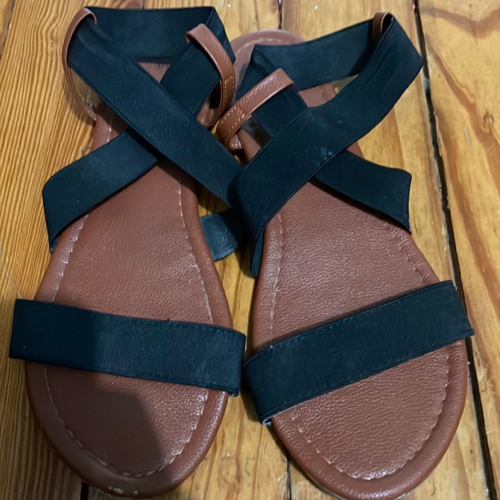 Sandals 8.5